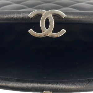 Chanel Clutch Black Lambs en peau d'agneau