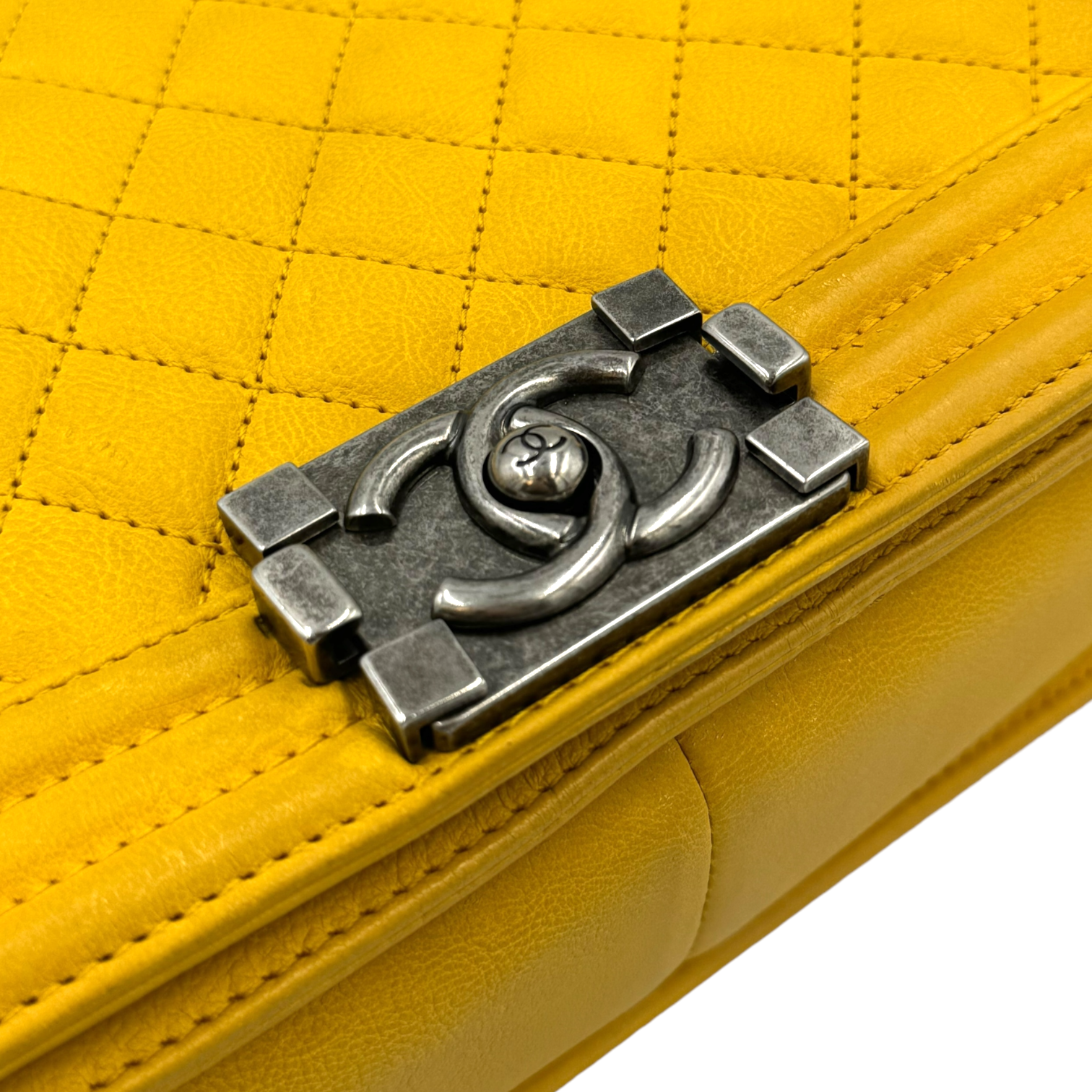 Chanel Boy Medium Yellow Calfskin Ruthenium